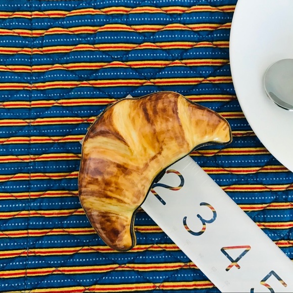 NEW Limoges Croissant Box Collectible RARE NEW WITHOUT TAGS - Picture 7 of 15